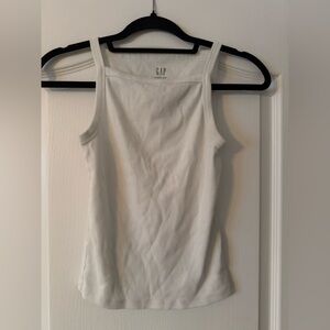 Gap Tank XS